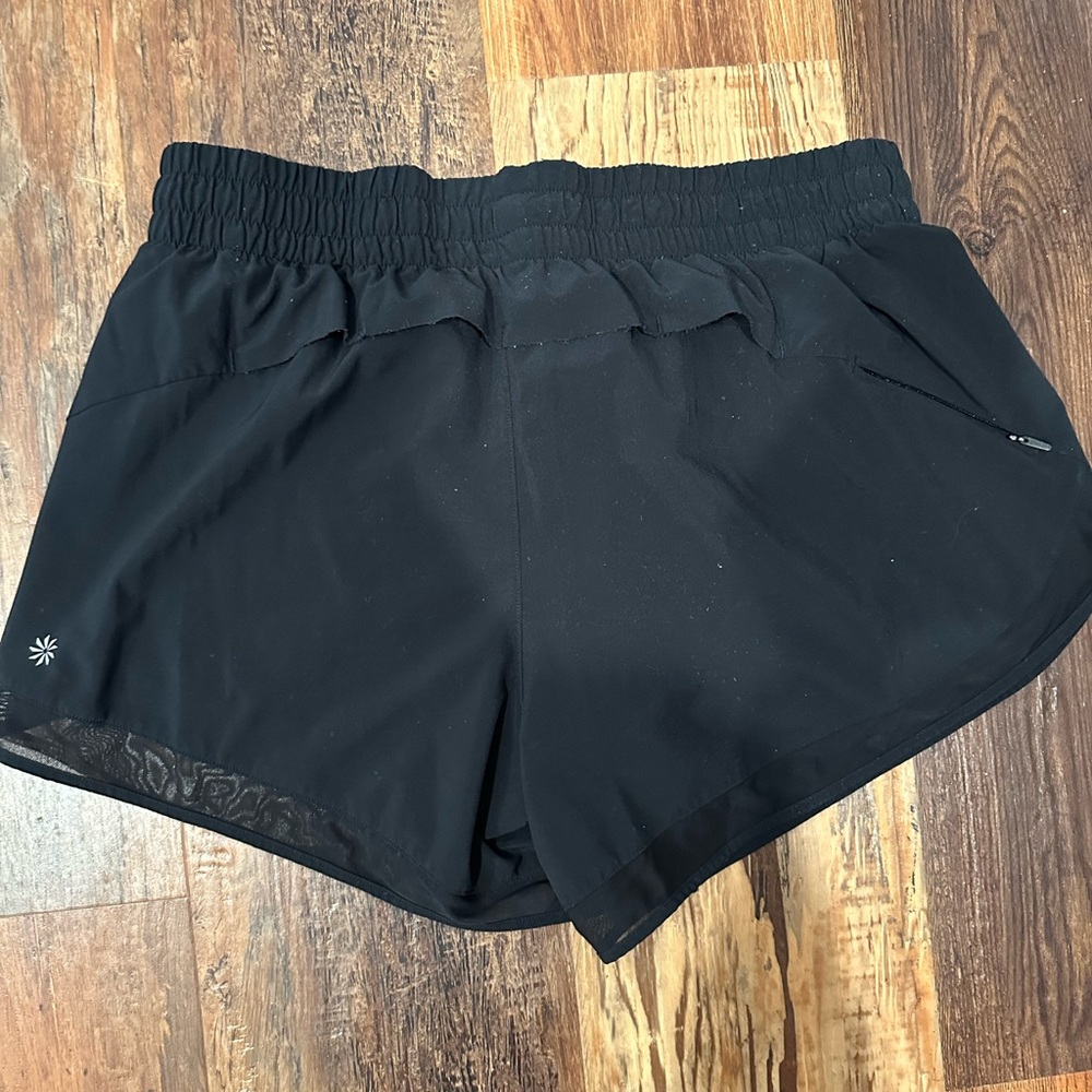 Athleta Mesh Racer Run shorts